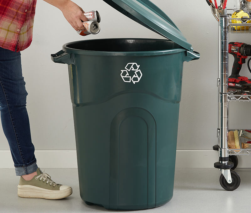 United Solutions Wheeled Trash Can 45-Gallon - Murfreesboro, TN